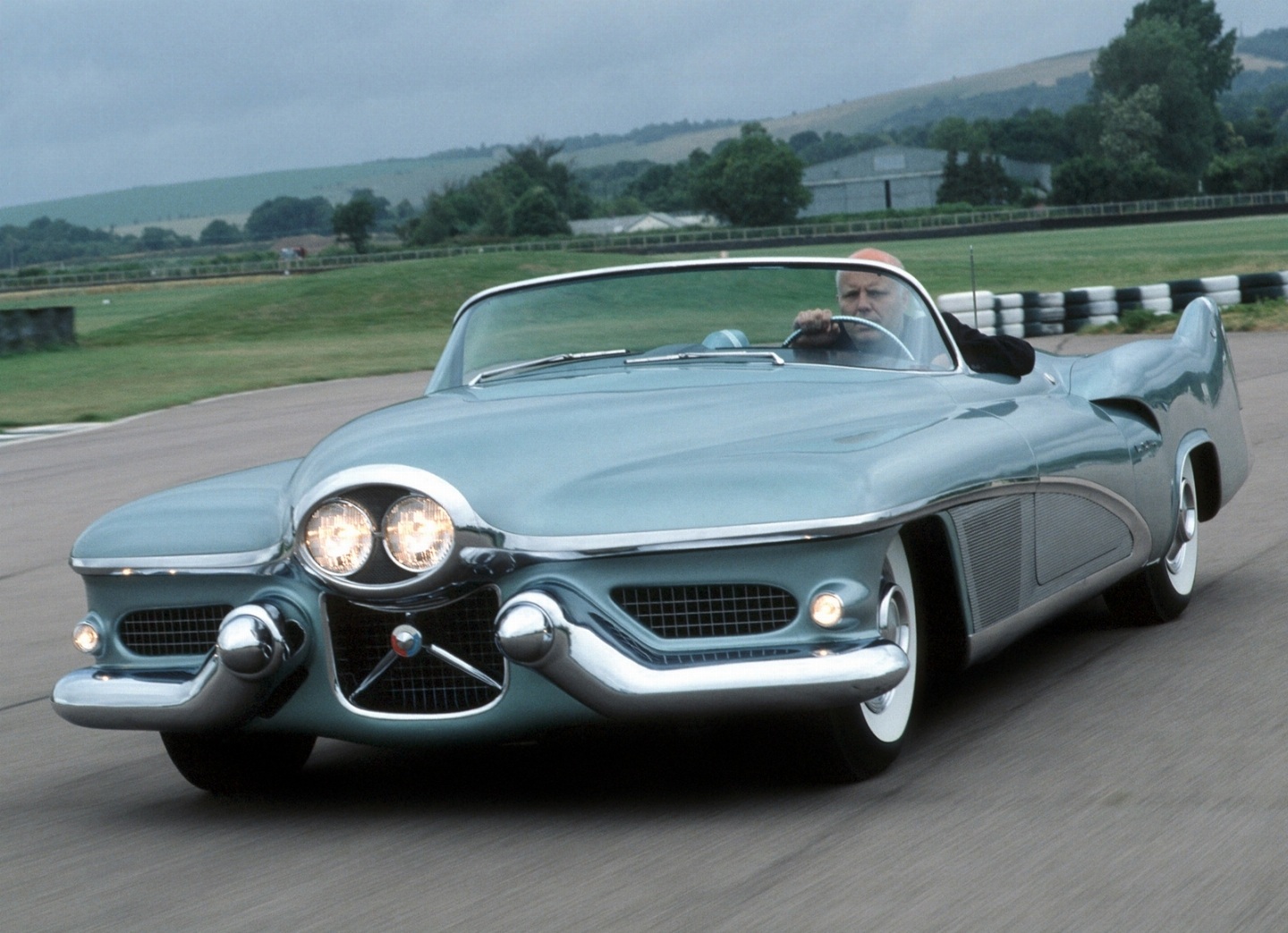 GM Le Sabre