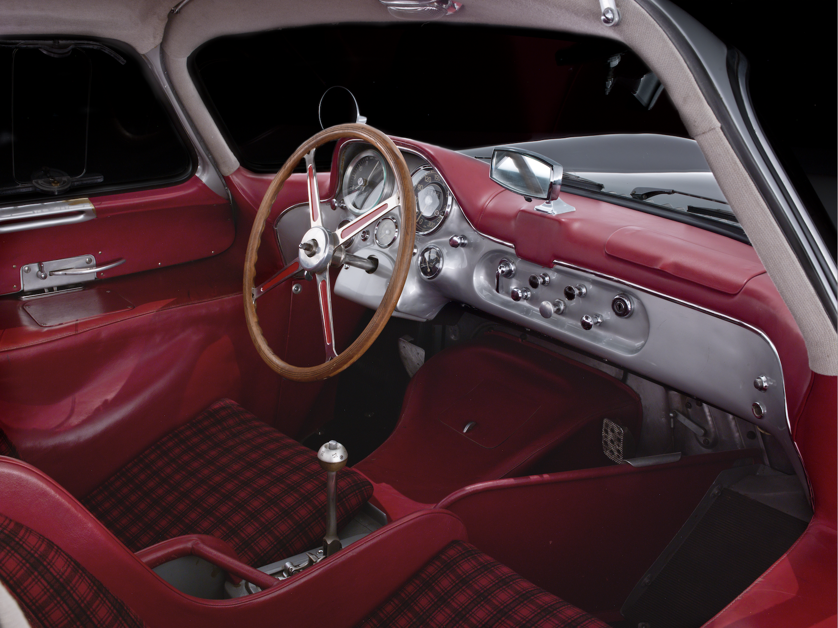Mercedes-Benz 300 SLR салон