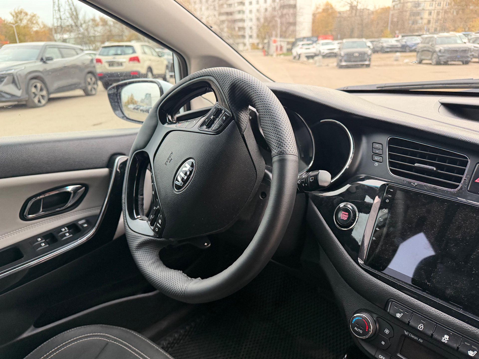 Kia JD (СИД), 2013 — Салон