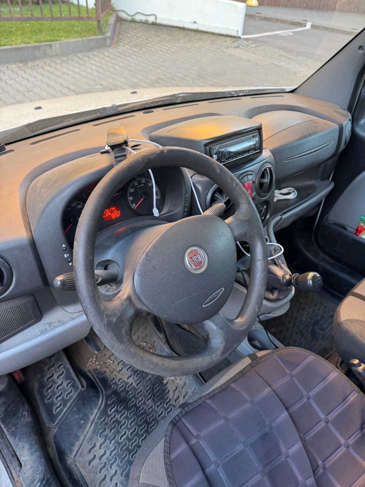Fiat Doblo, 2011 — Салон