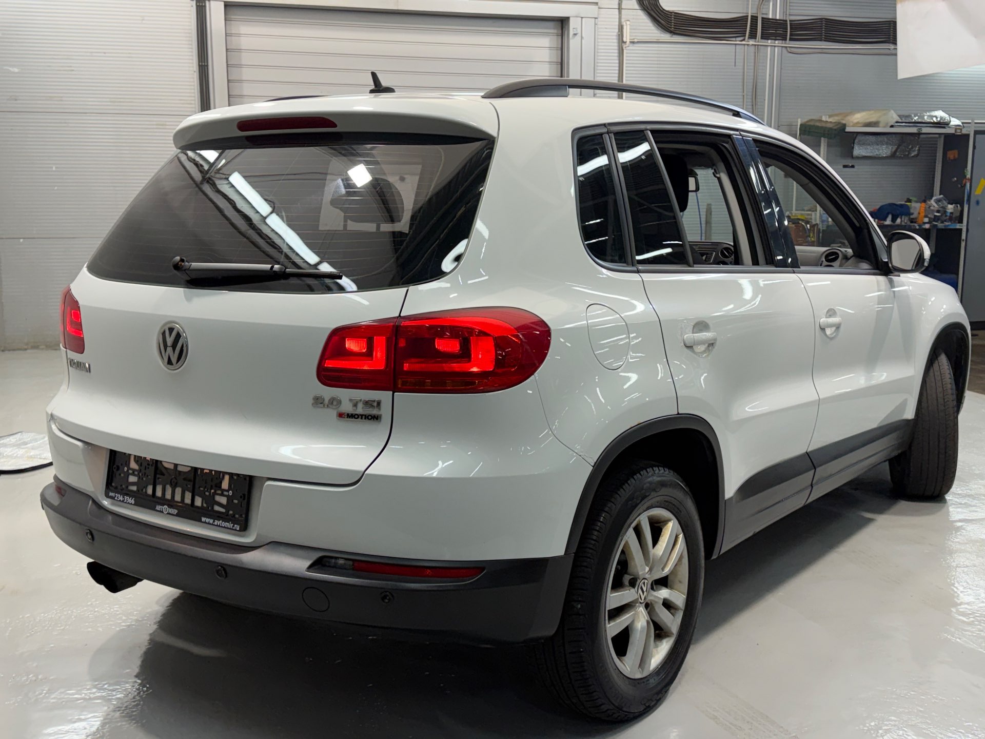 Volkswagen Tiguan, 2016 — Снаружи