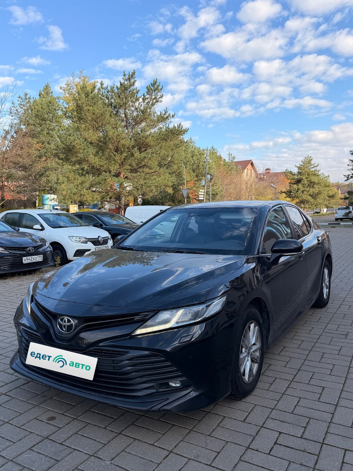 Toyota Camry, 2020 — Снаружи