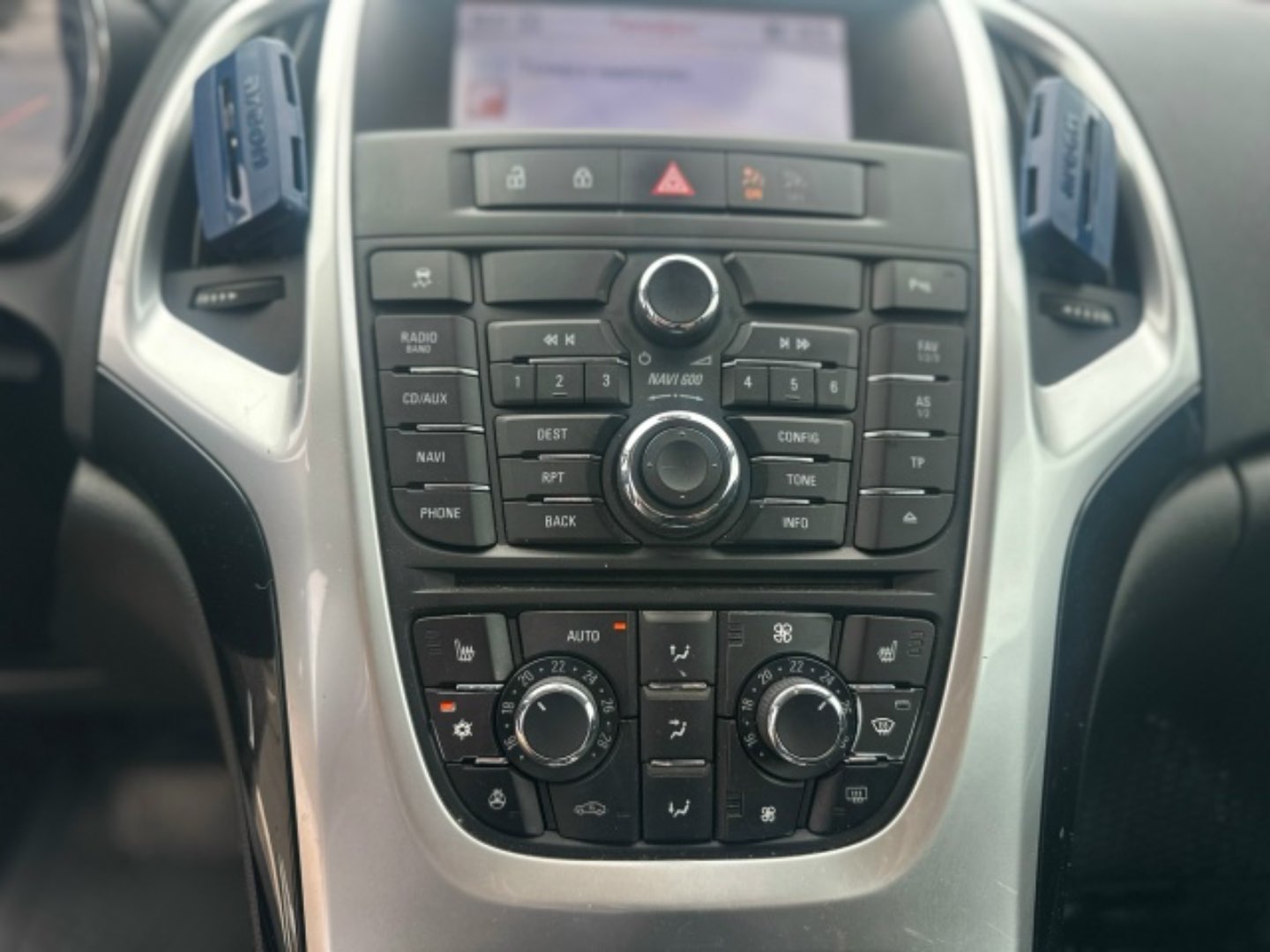 Opel Astra, 2013 — Салон