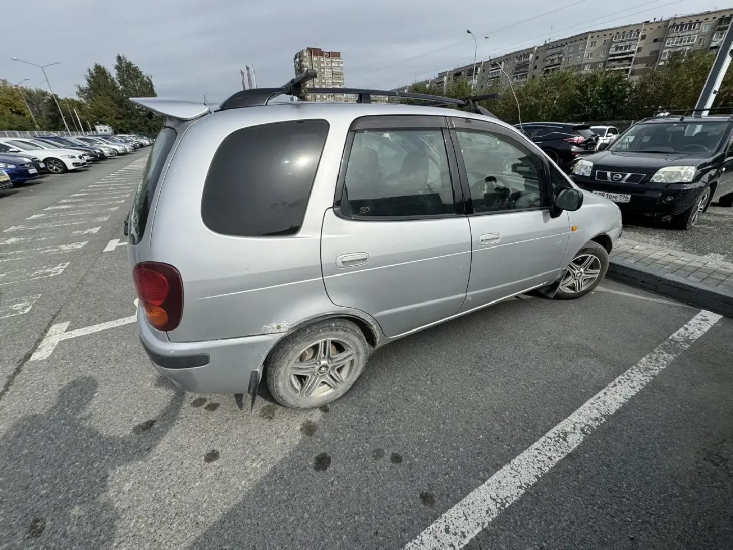 Toyota Corolla Spacio, 2000 — Снаружи