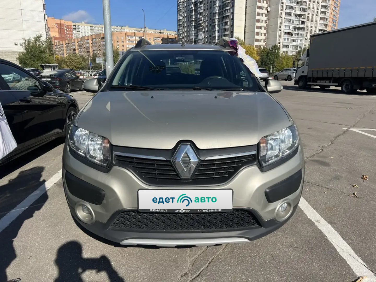 Renault Sandero, 2017 — Снаружи