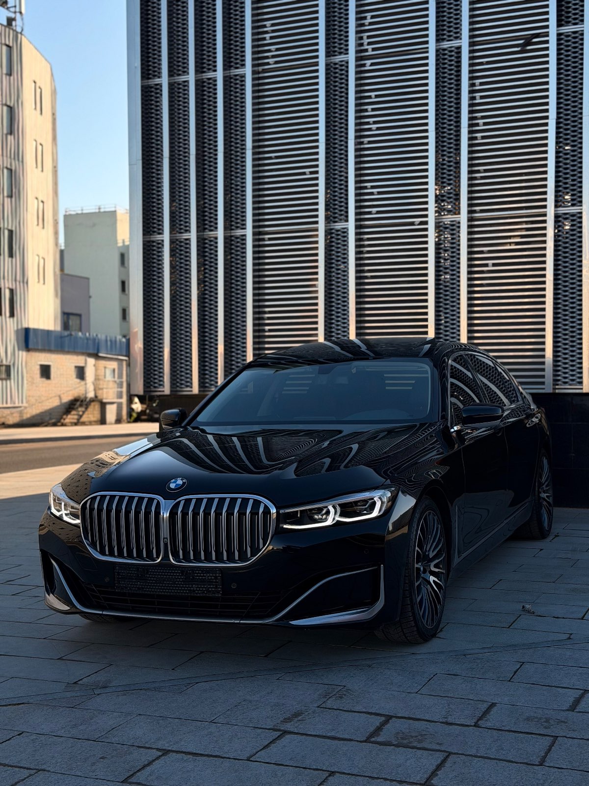 BMW 730LD XDRIVE, 2020 — Снаружи