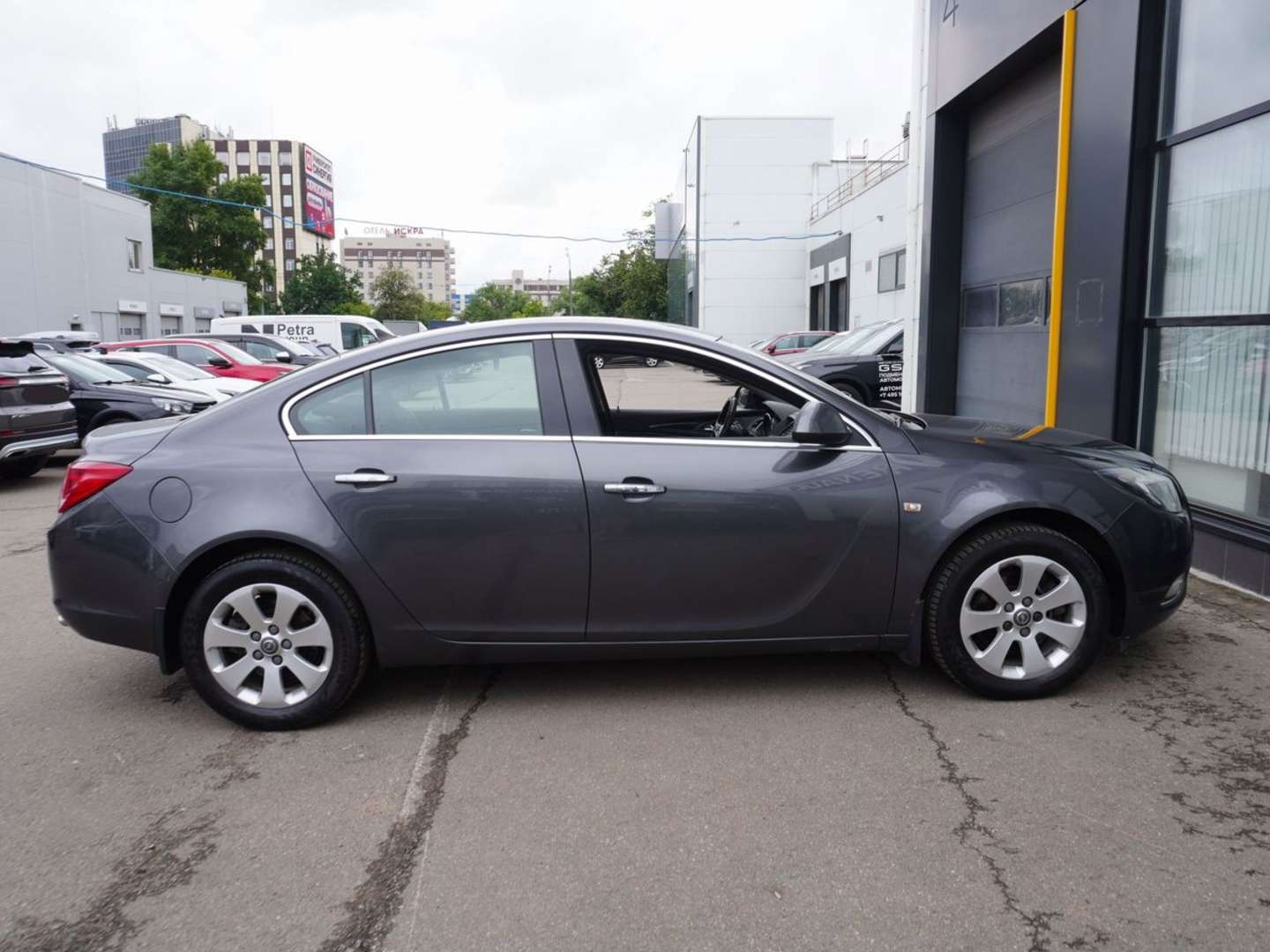 Opel Insignia, 2010 — Снаружи