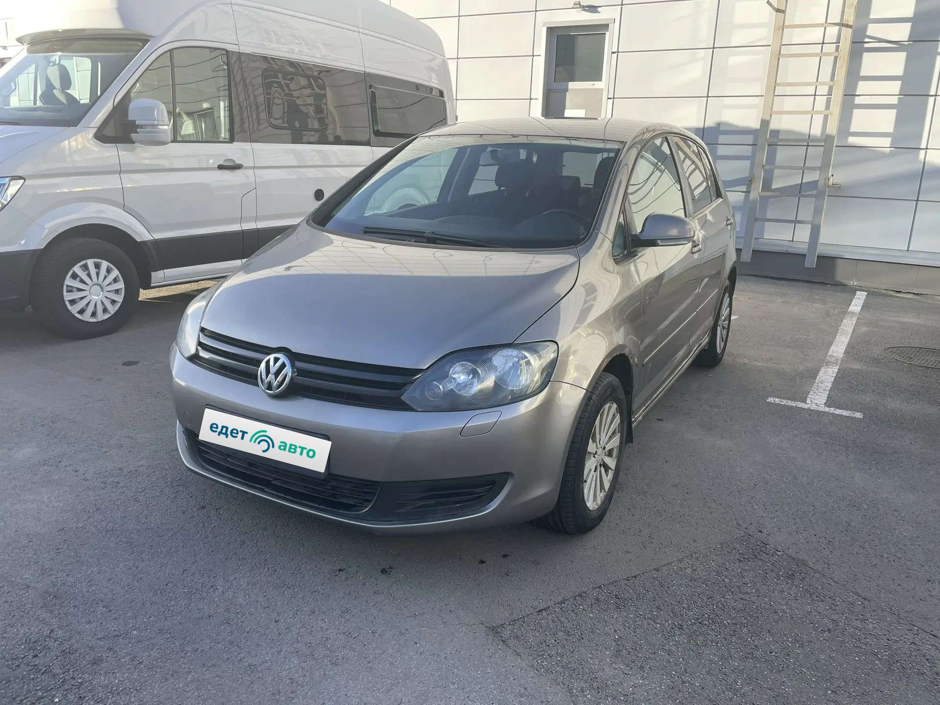 Volkswagen Golf Plus, 2010 — Снаружи