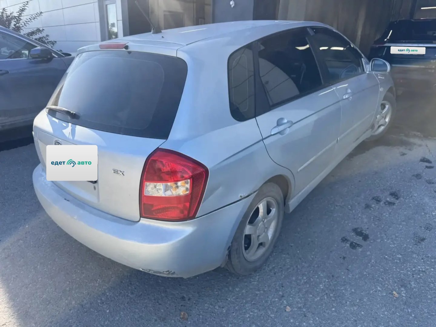 Kia Cerato, 2006 — Снаружи
