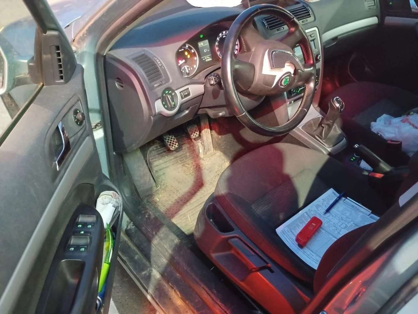 Skoda ОСТАVIА, 2012 — Салон