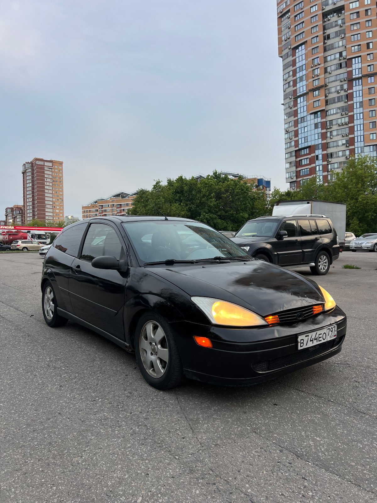 Ford Focus, 2002 — обложка