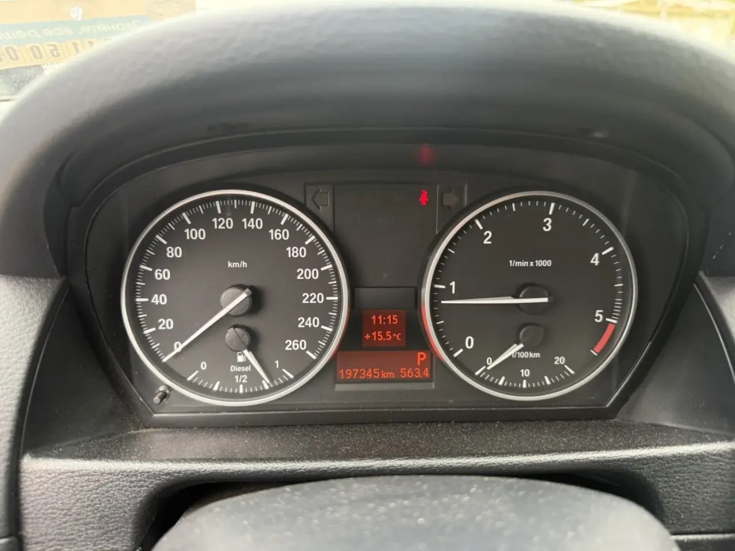 BMW X1, 2011 — Салон