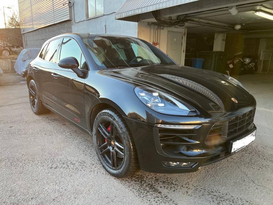 Porsche MACAN, 2016 — обложка