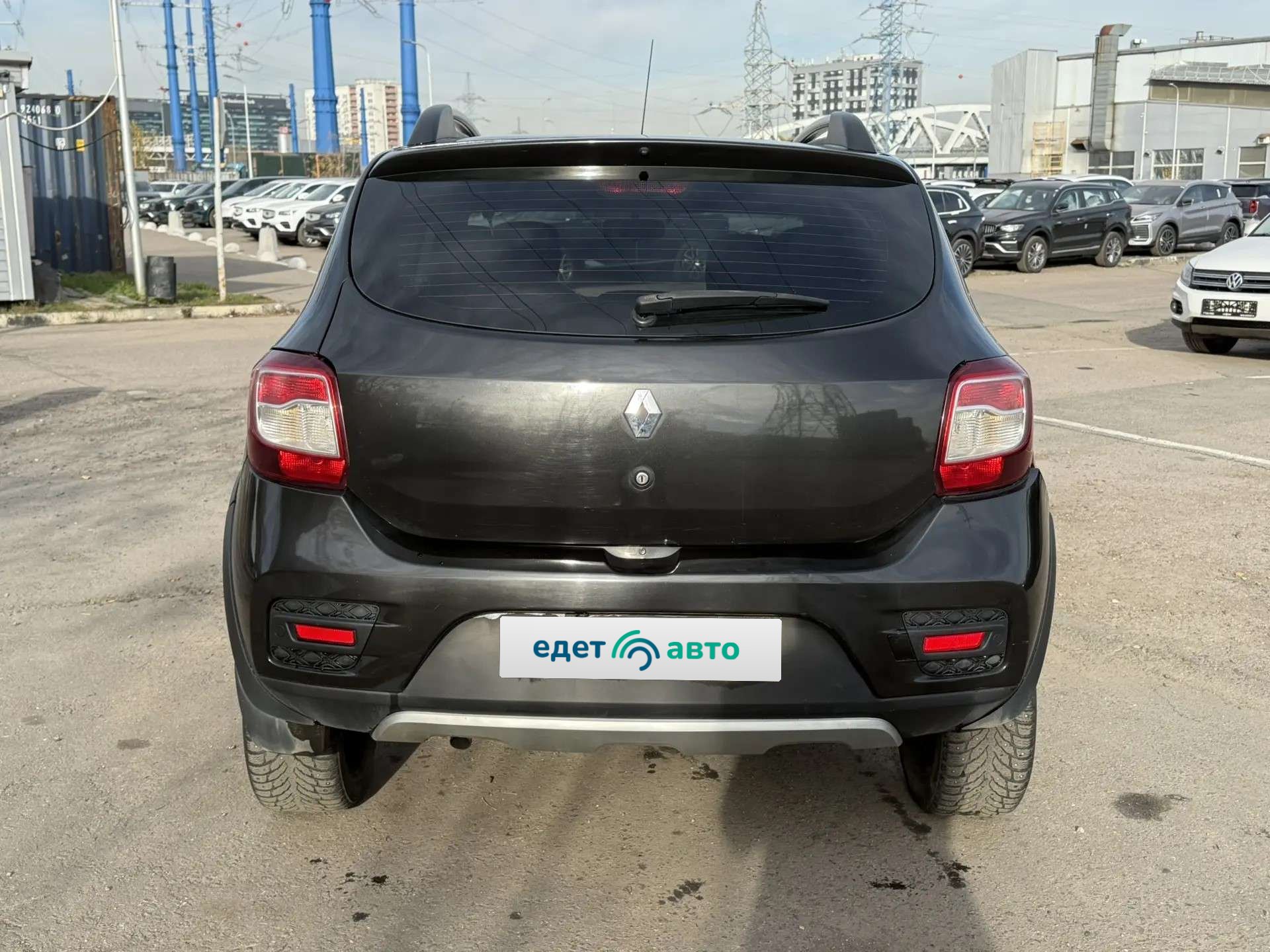 Renault SАNDЕRО, 2014 — Снаружи