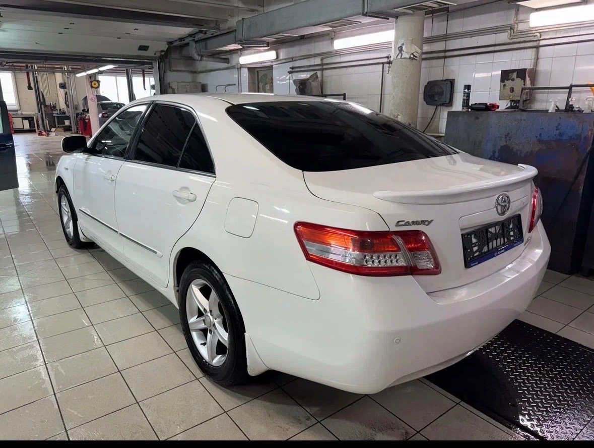 Toyota	Camry, 2011 — Все фото