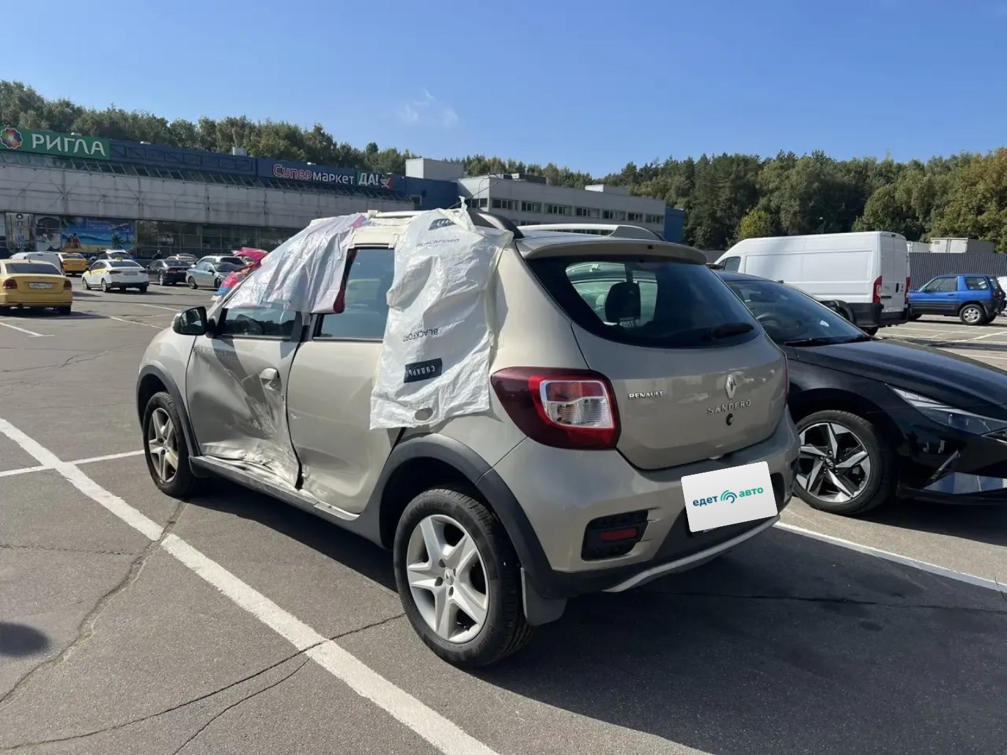 Renault Sandero, 2017 — Снаружи