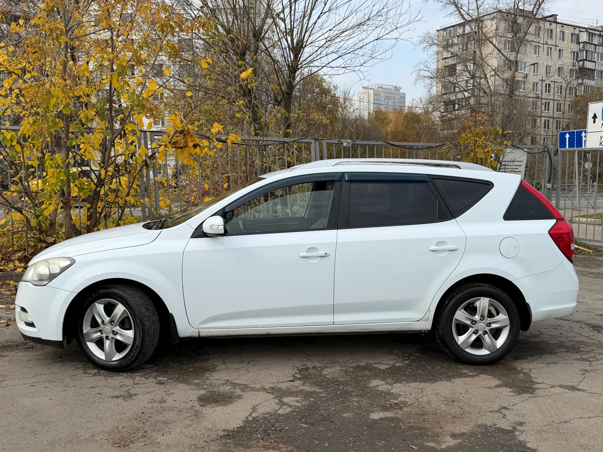 Kia Ceed, 2012 — Снаружи