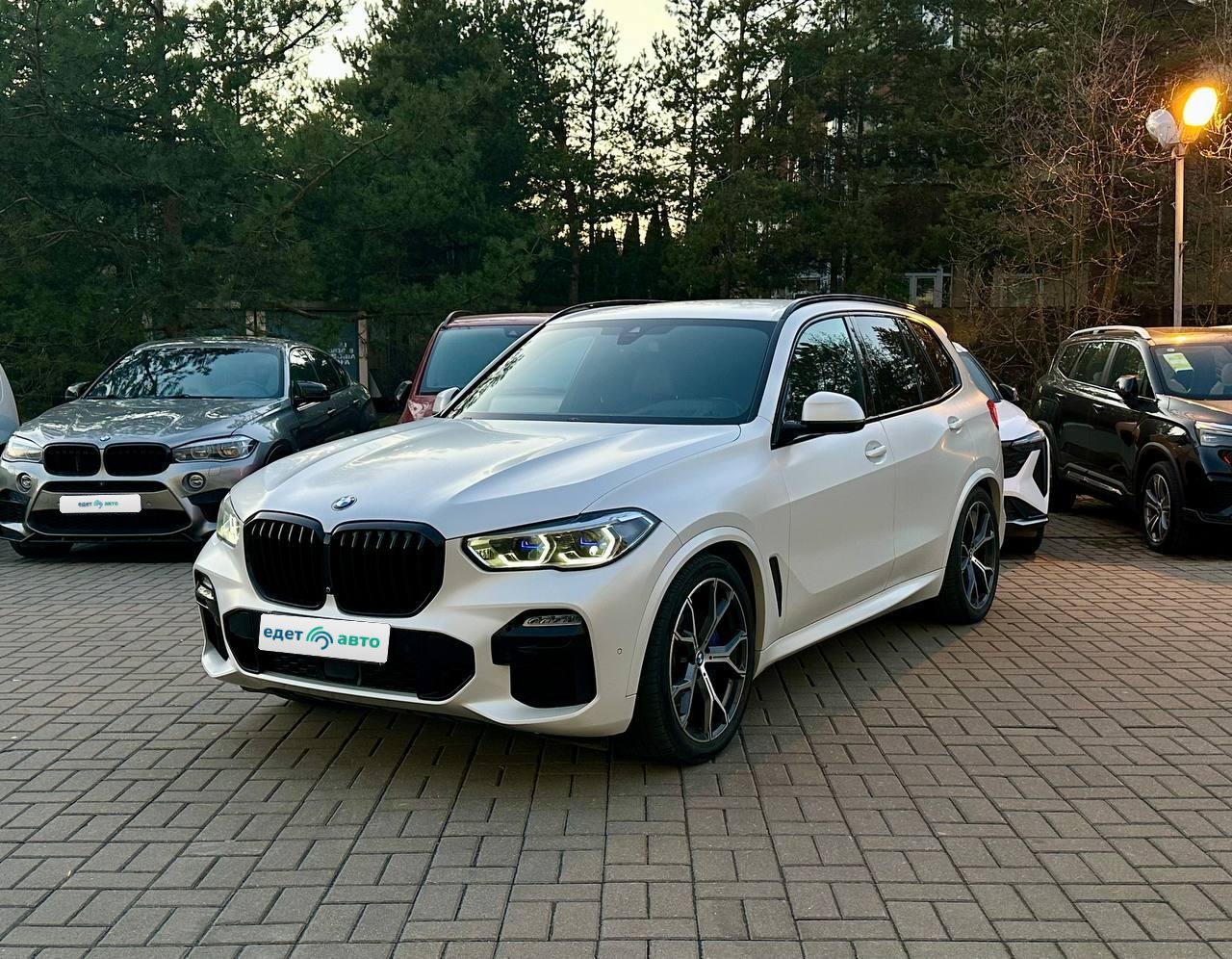 BMW X5 G05 2021 — обложка
