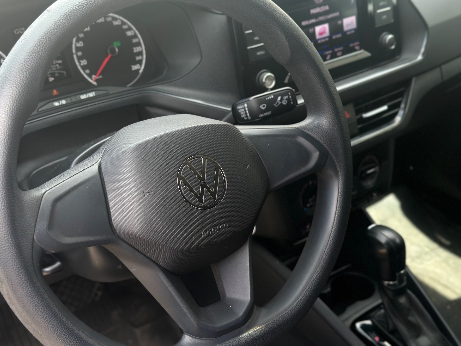 Volkswagen POLO, 2021 — Салон