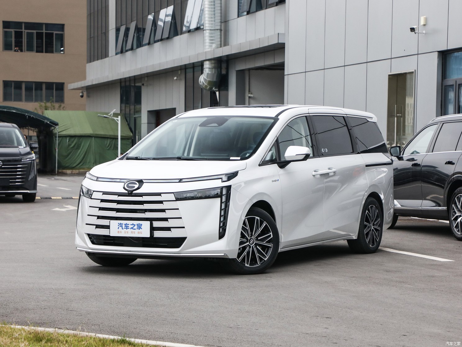 Новогоднее издание Trumpchi E-series доступно по цене от 235 800 юаней Новогоднее издание Trumpchi E-series доступно по цене от 235 800 юаней