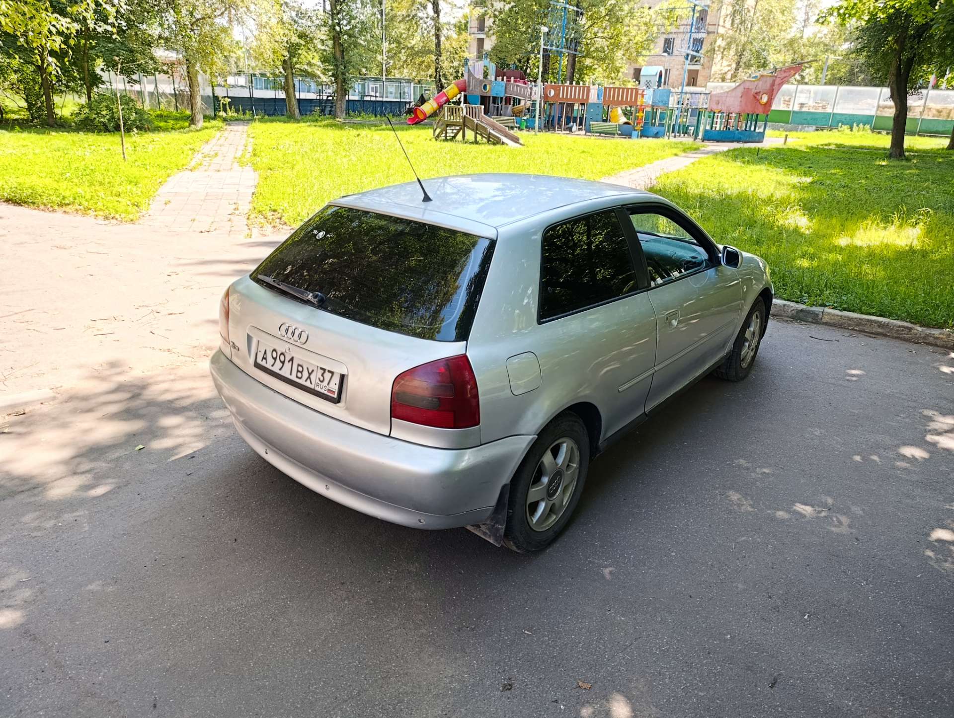 Audi A3, 1998 — Снаружи
