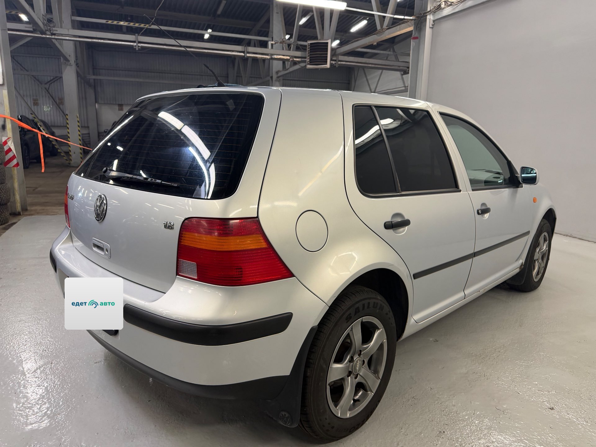 Volkswagen Golf, 1998 — Снаружи