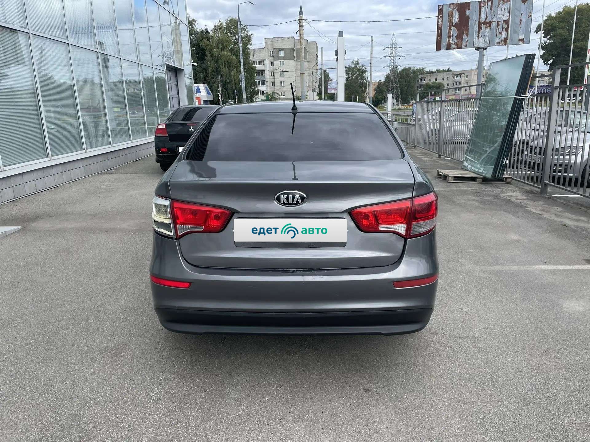 Kia Rio, 2016 — Снаружи