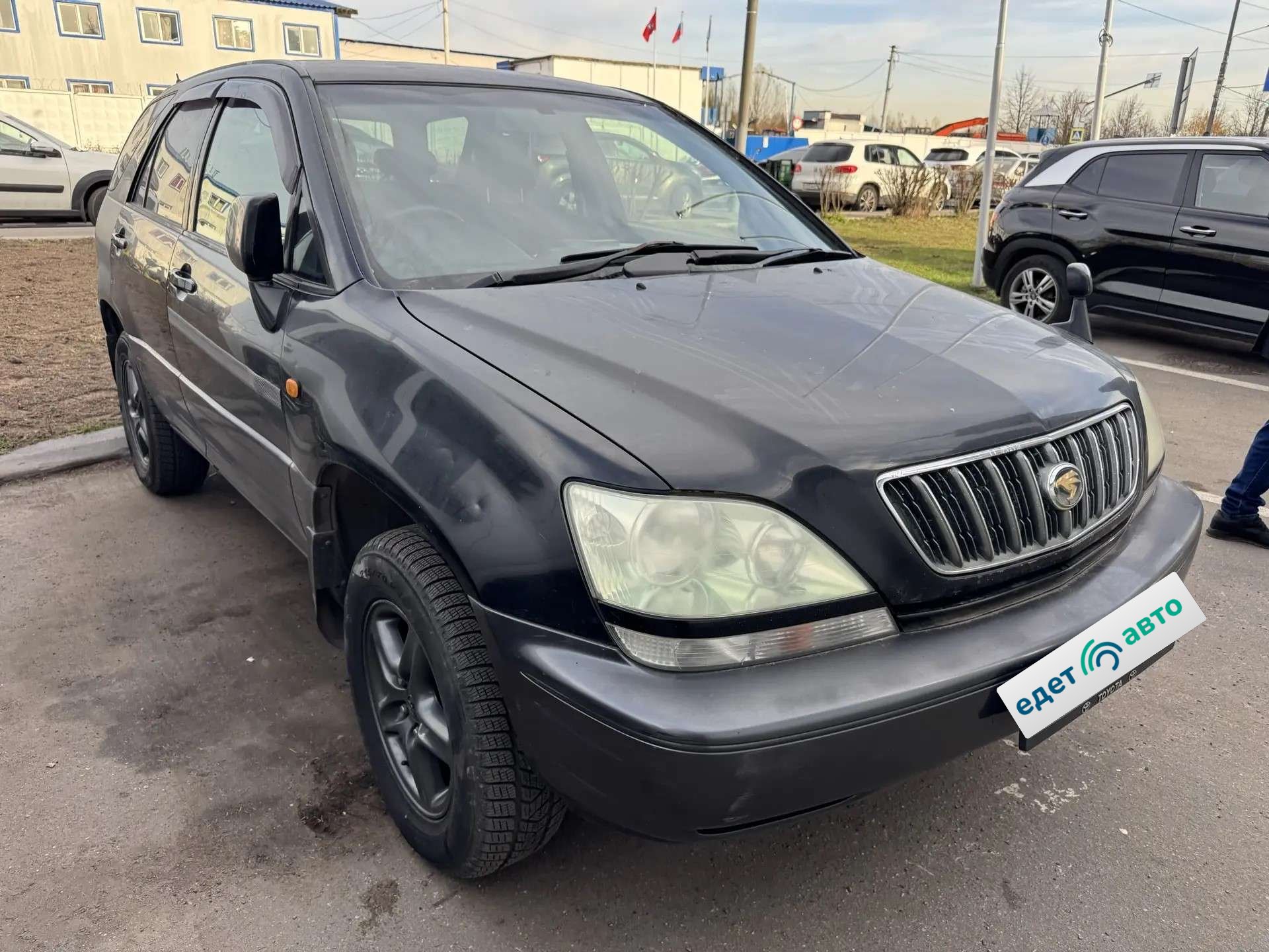 Toyota Harrier, 2001 — Снаружи