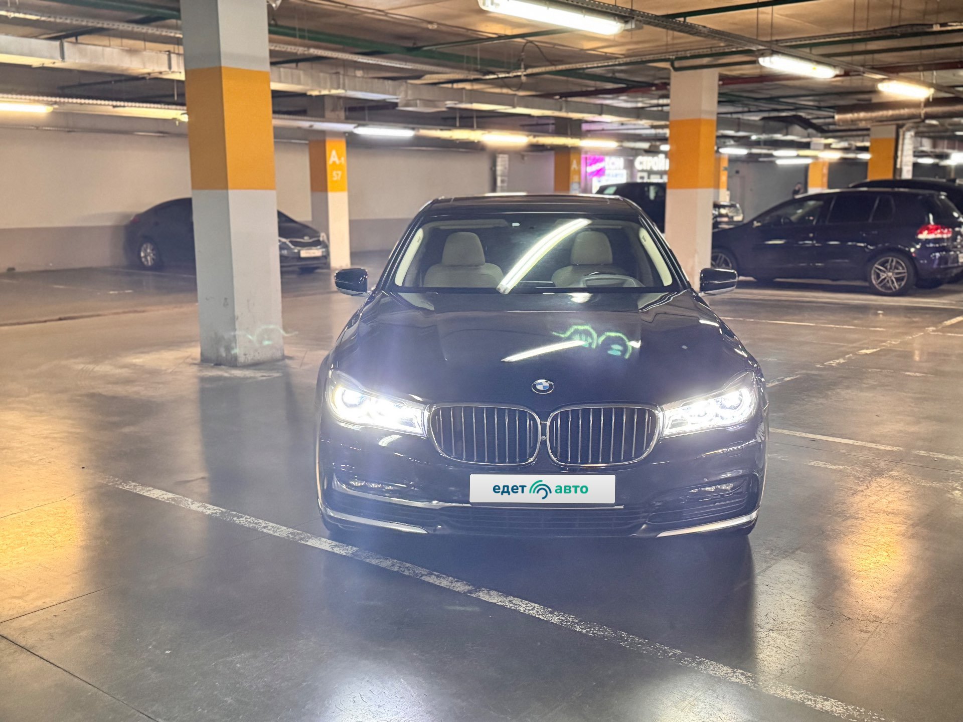 BMW 750LI XDRIVE, 2015 — Снаружи