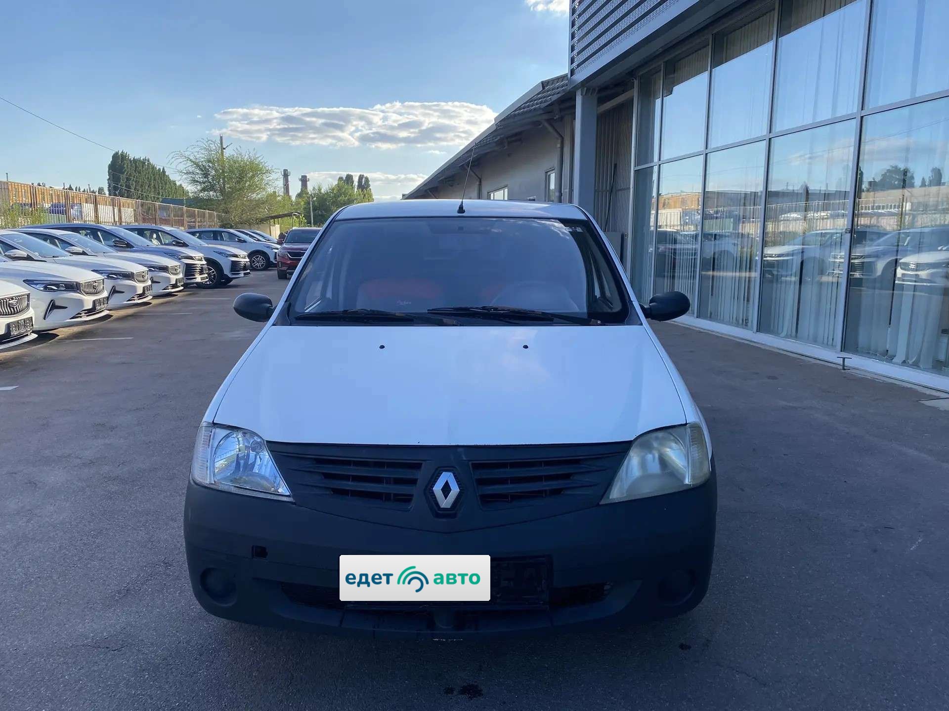 Renault Logan, 2007 — Снаружи