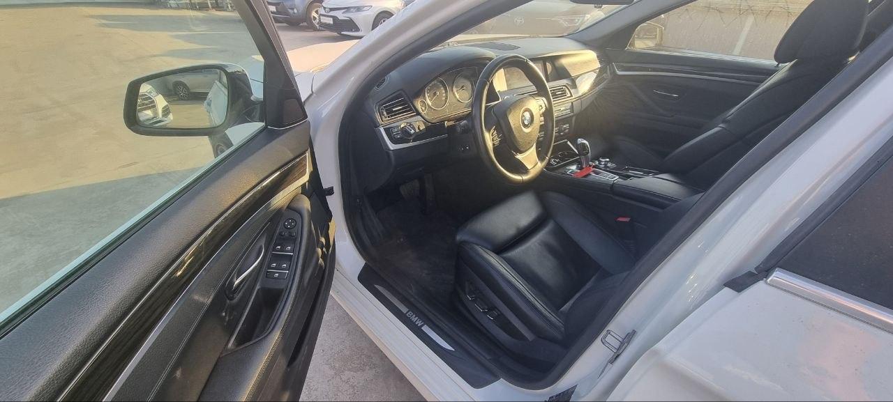 BMW 528i xDrive 2.0 AT (245 л.с.) 4WD, 2012 — Все фото
