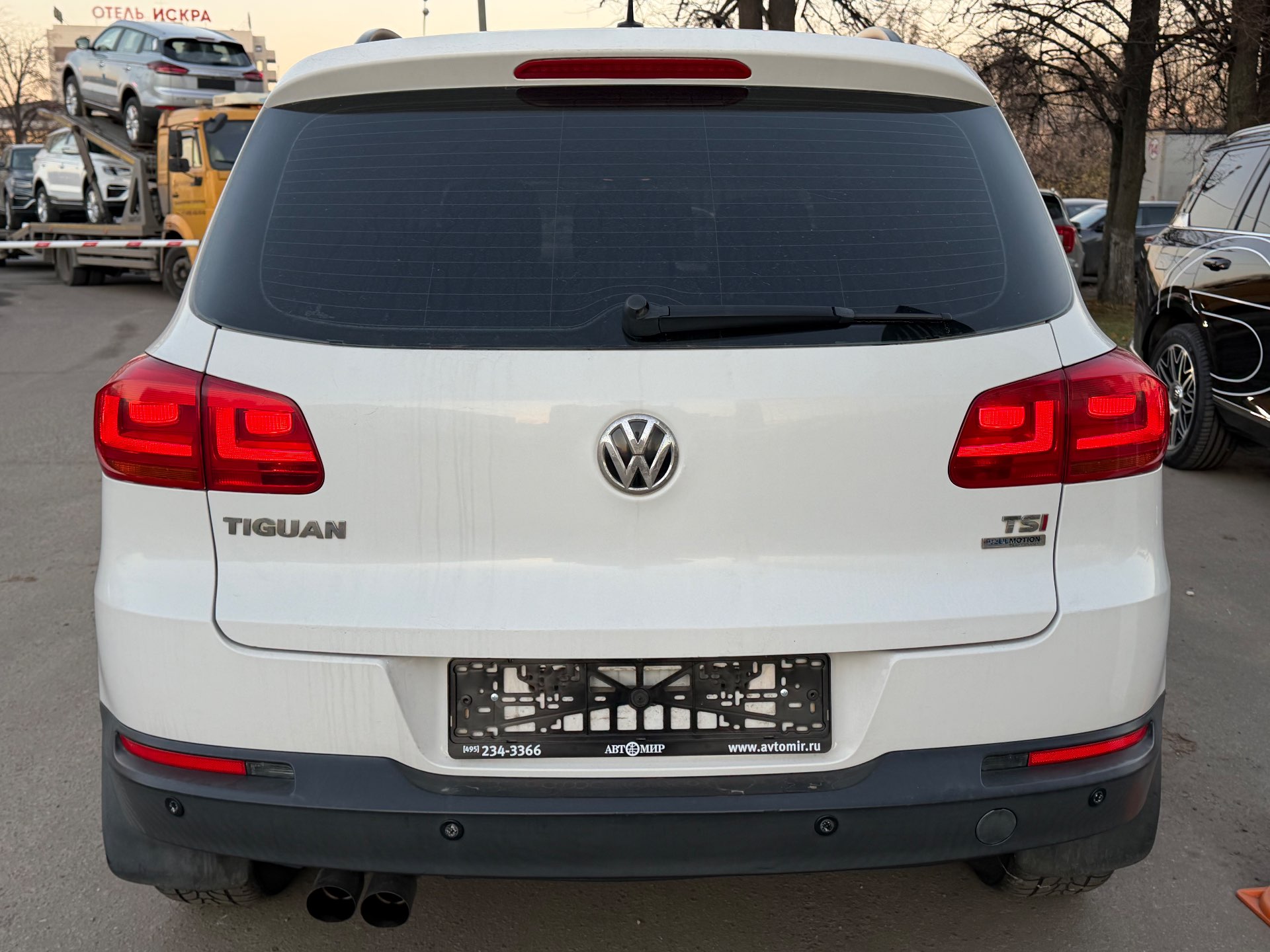 Volkswagen Tiguan, 2012 — Снаружи