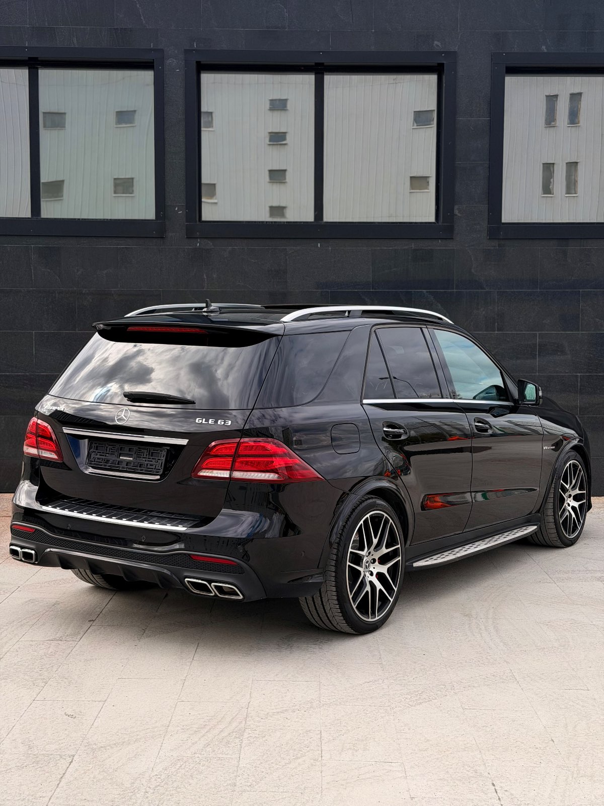Mercedes-Benz GLE, 2017 — Снаружи