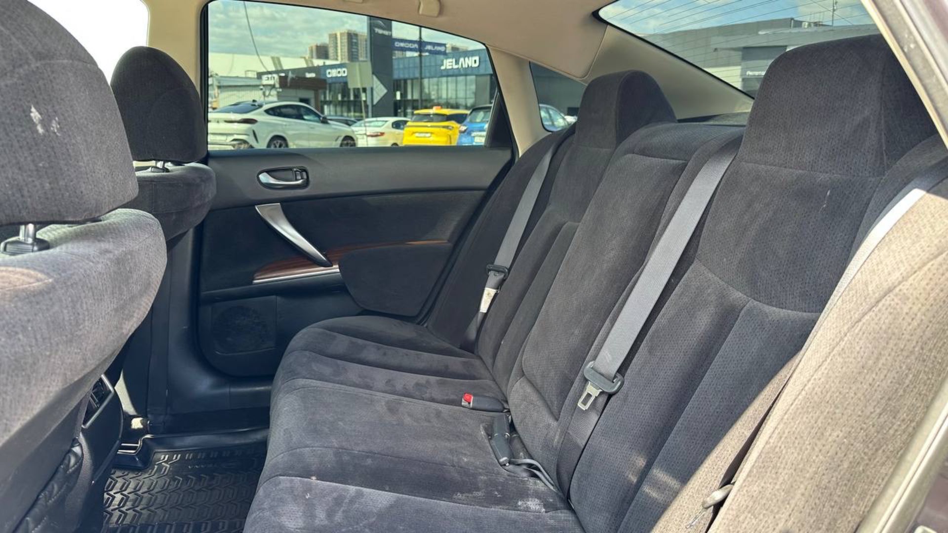 Nissan Teana, 2010 — Салон