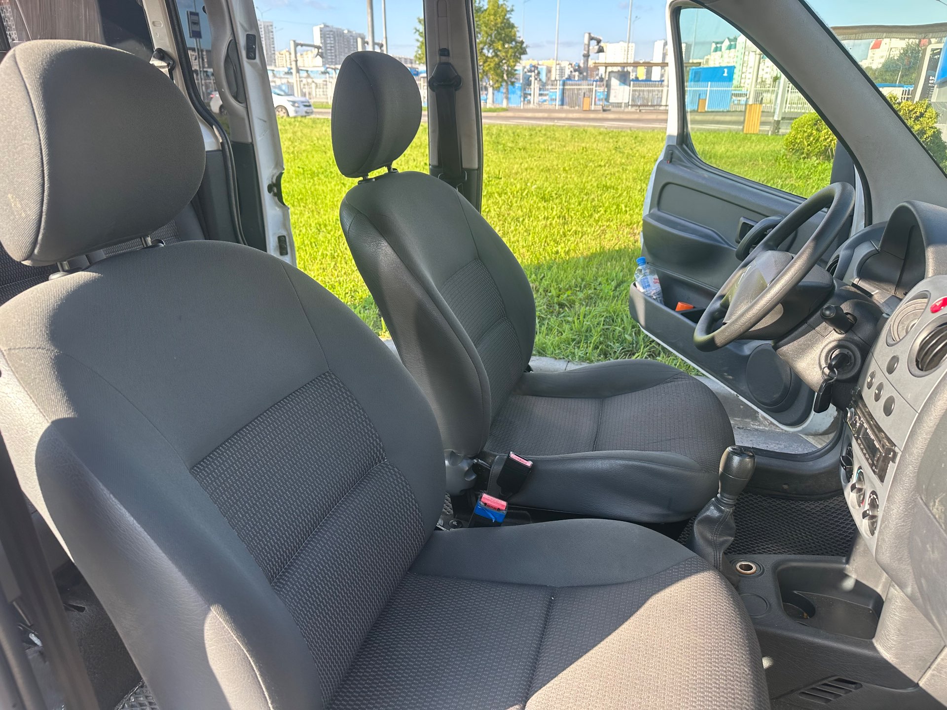 Citroen Berlingo, 2008 — Салон