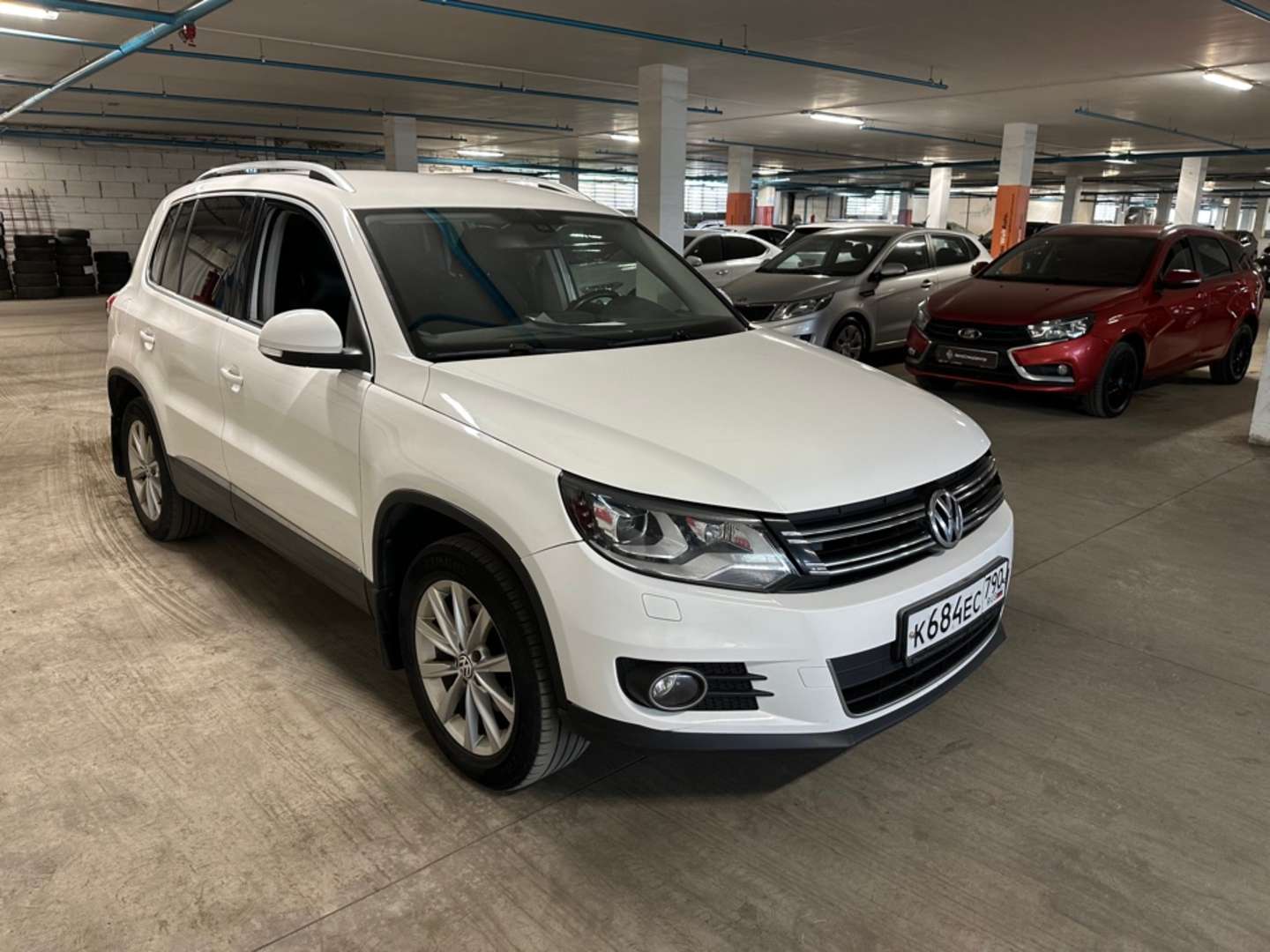 Volkswagen Tiguan, 2012 — Снаружи