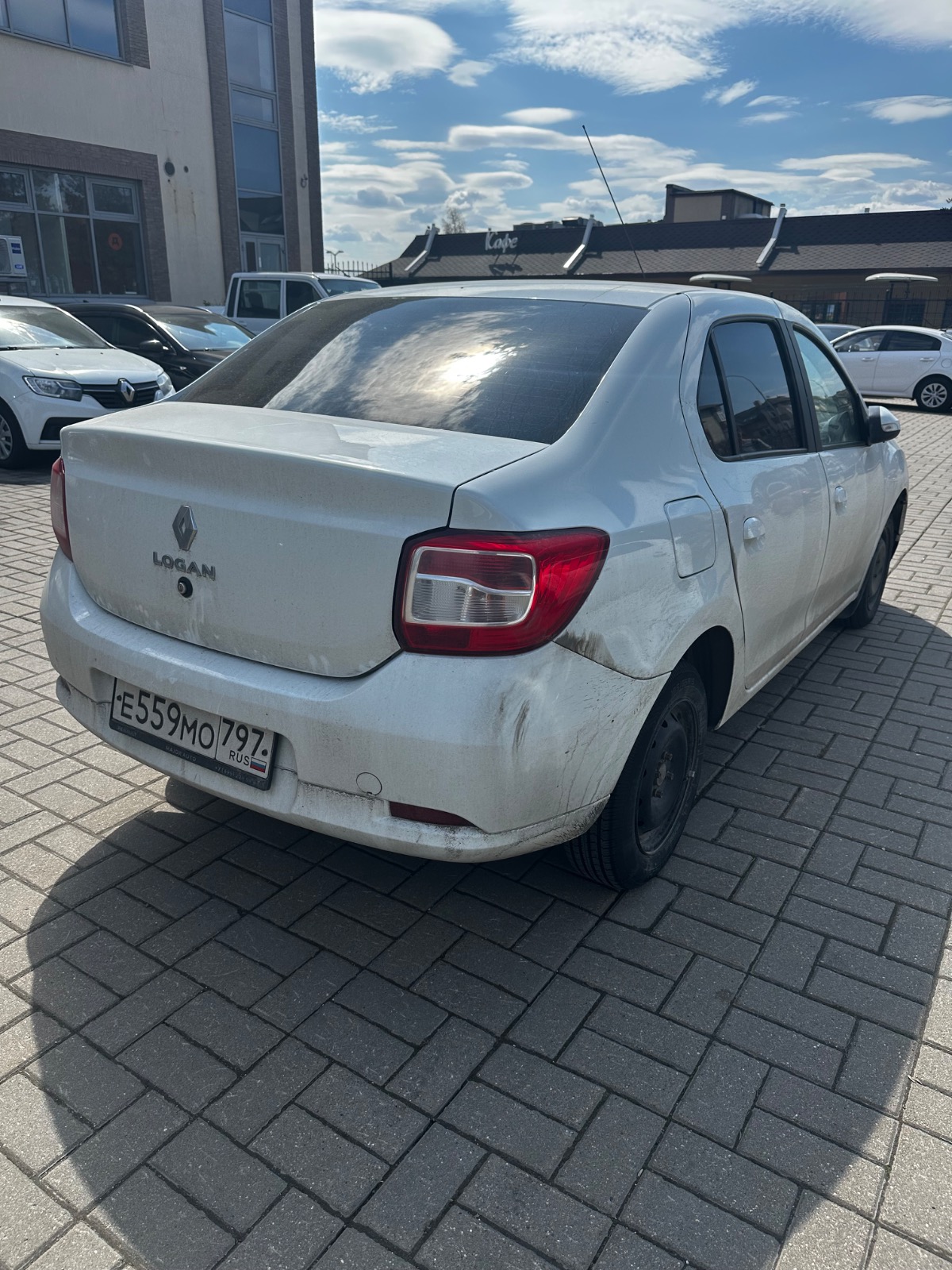 RENAULT LOGAN 1, 2022 — Все фото