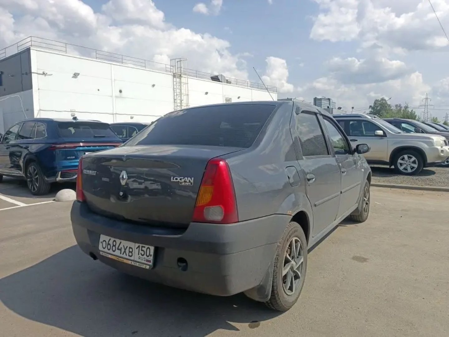 Renault Logan, 2009 — Снаружи