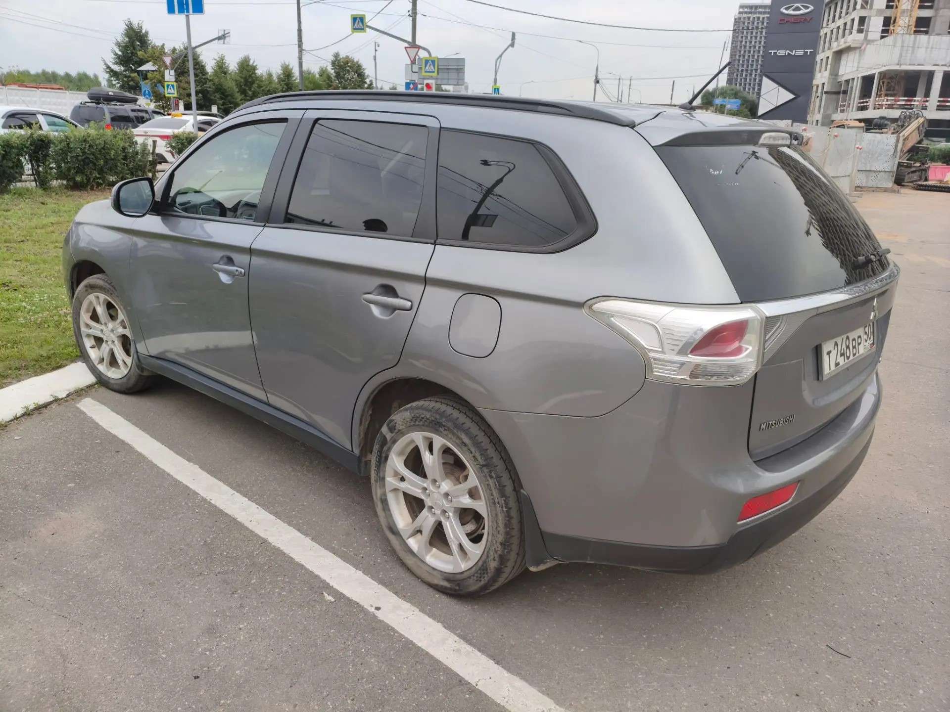 Mitsubishi Outlander, 2012 — Снаружи