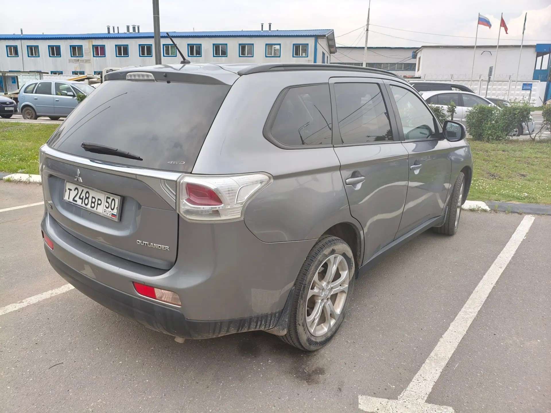 Mitsubishi Outlander, 2012 — Снаружи