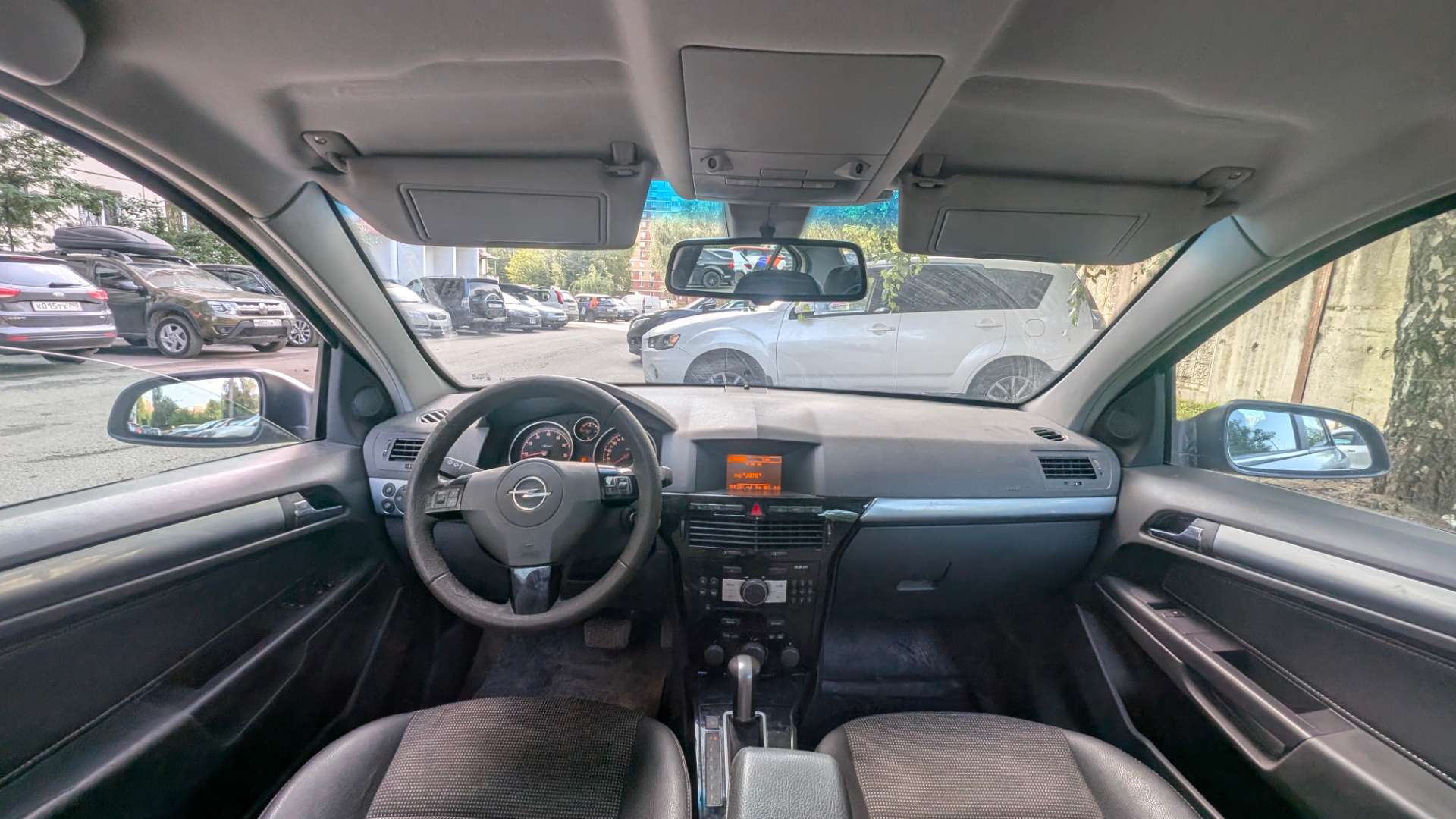 Opel Astra, 2008 — Салон