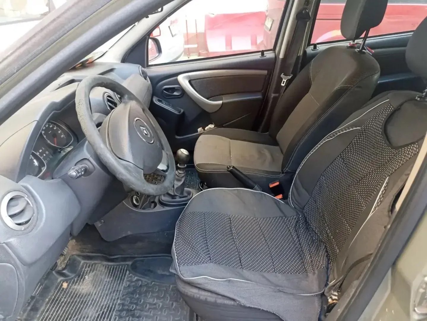 Renault Duster, 2014 — Салон