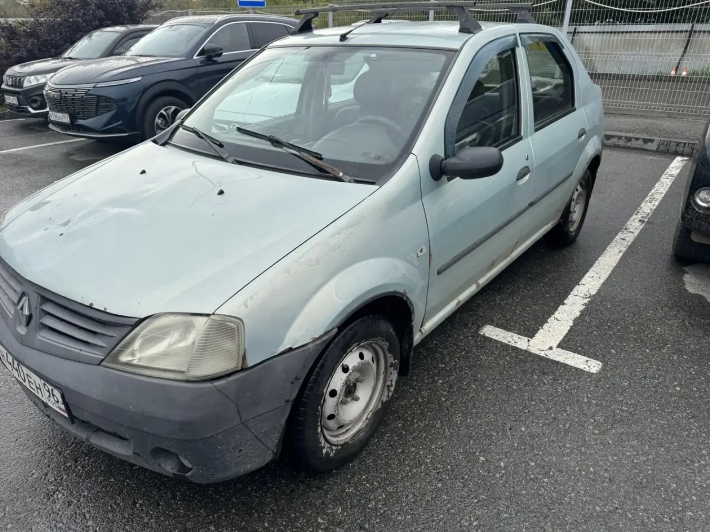 Renault Logan, 2006 — Снаружи