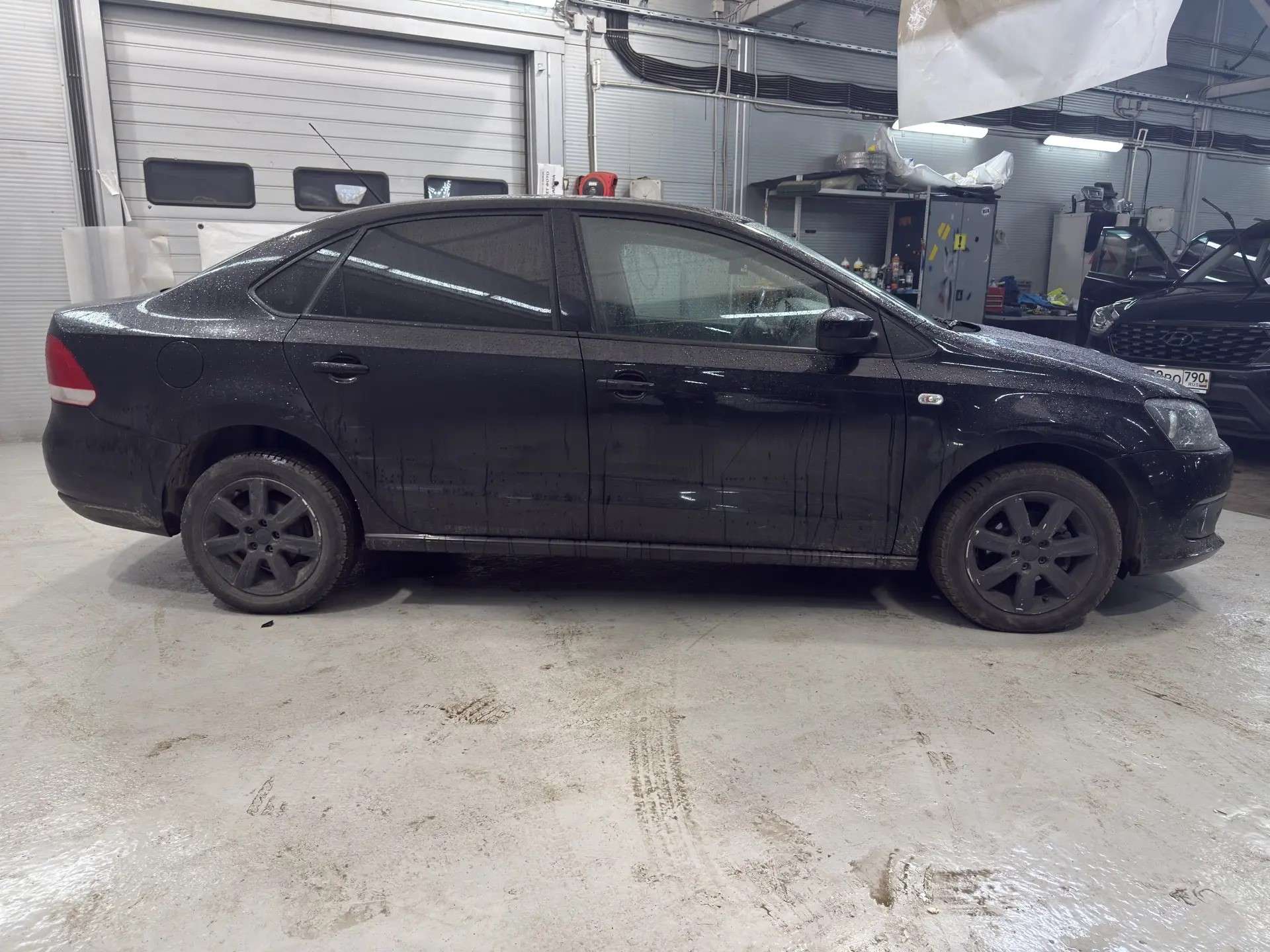 Volkswagen Polo, 2012 — Снаружи