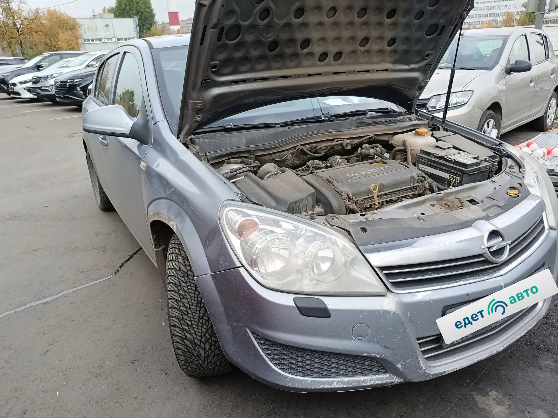 Opel Astra, 2011 — обложка