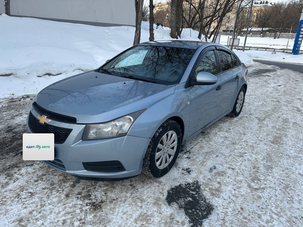 Chevrolet Cruze, 2010 — обложка