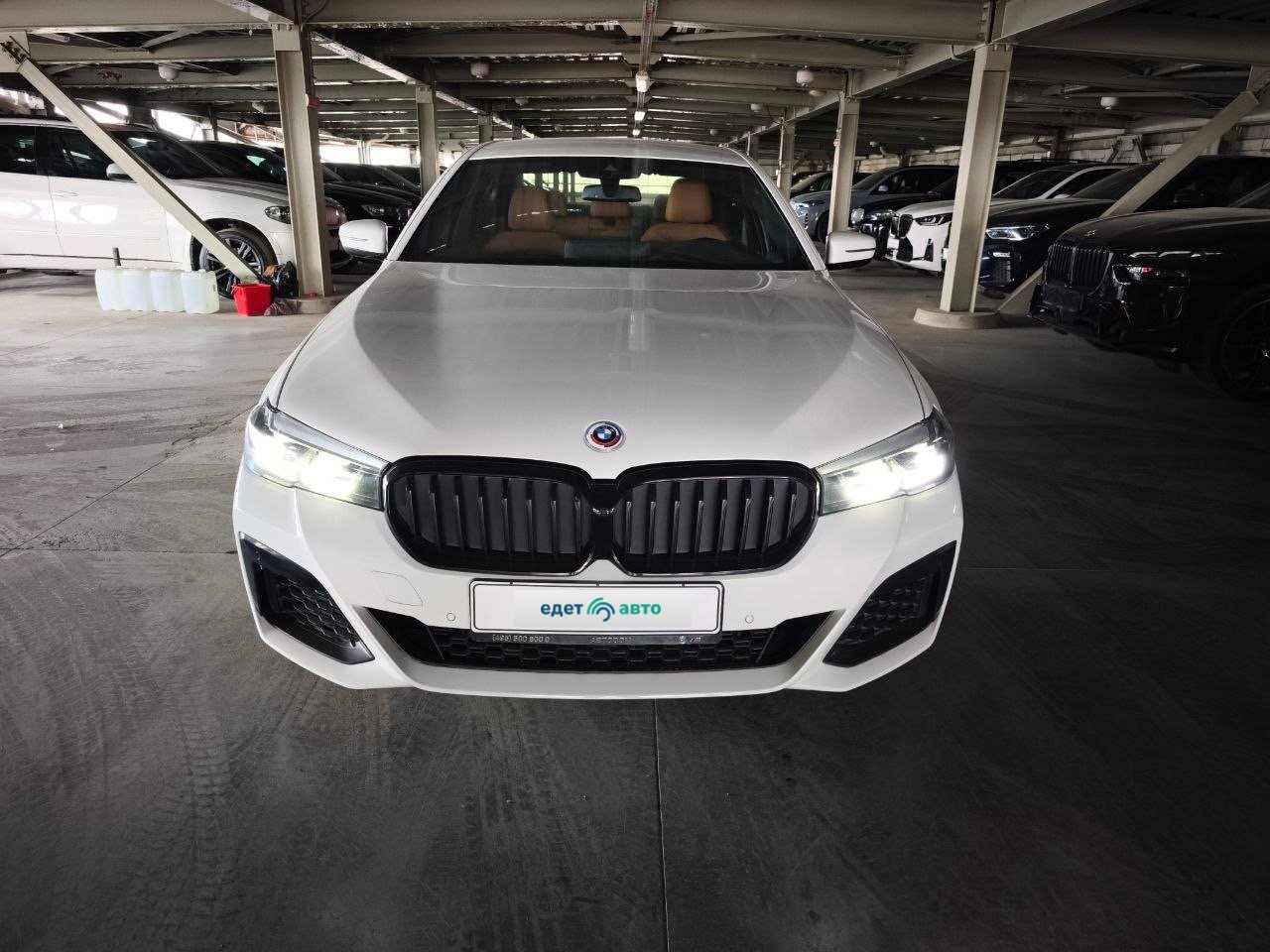 BMW 5 серии, 2023 — Все фото