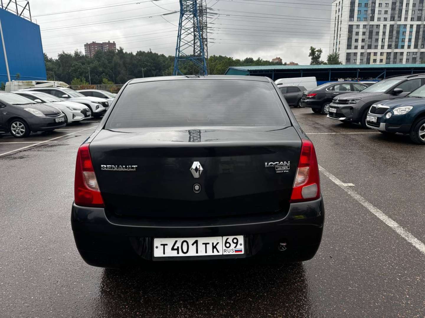 Renault LOGAN, 2009 — Снаружи