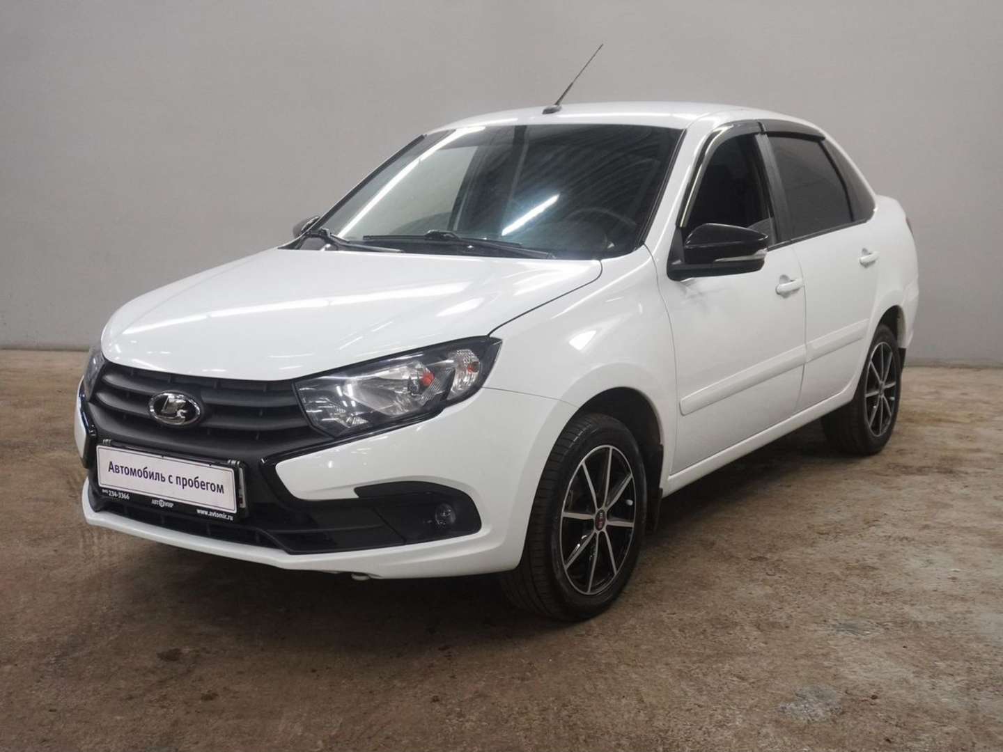 LADA GRANTA, 2023 — обложка