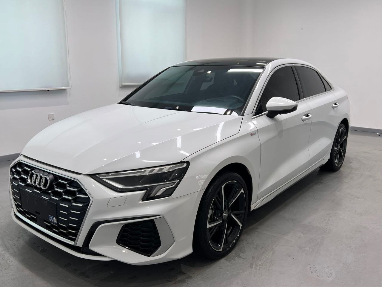 Audi A3L 35 TFSI Fashion Sport , 2021 — обложка